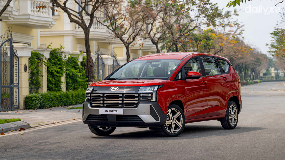 Hyundai Stargazer ra mắt khách hàng thế hệ mới