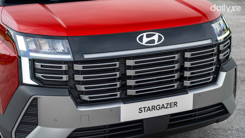 Cụm đèn trước LED