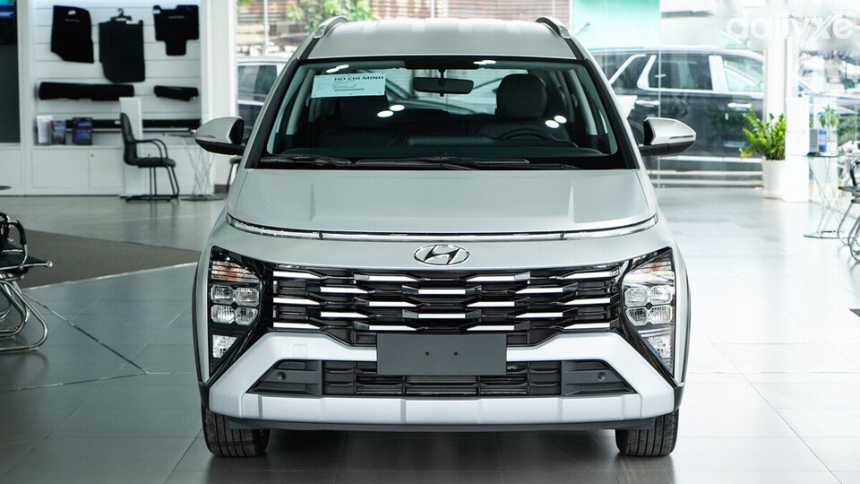 Đầu xe mang hơi hướng của một chiếc SUV