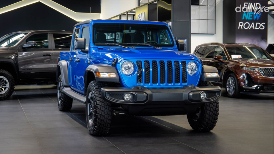 Thiết kế mạnh mẽ hầm hố