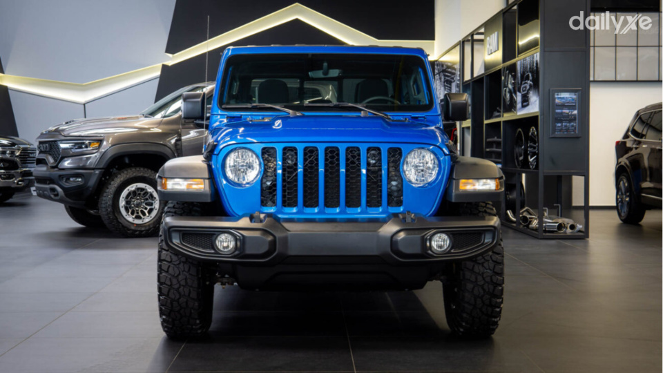 Jeep Gladiator gây ấn tượng mạnh với thiết kế đậm chất quân đội