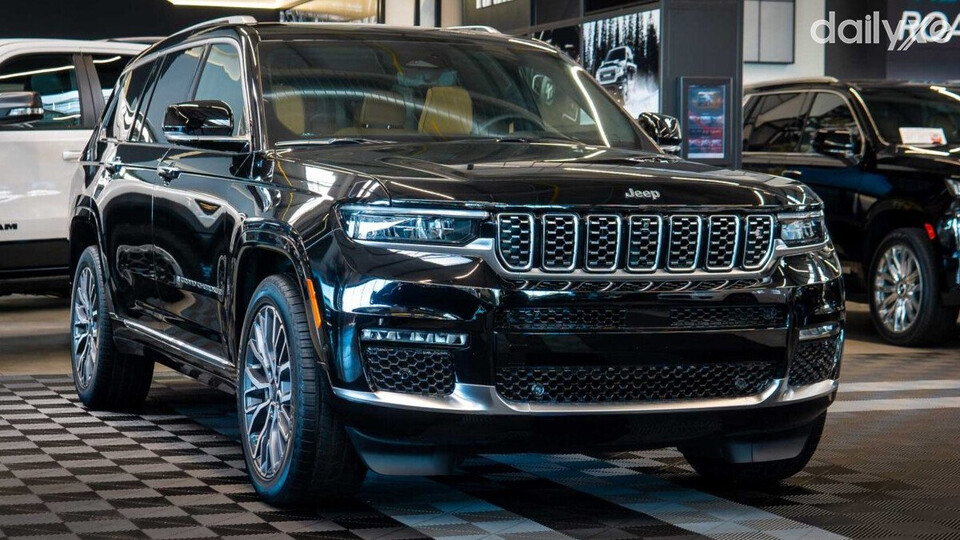 Jeep Grand Cherokee thể hiện nét cá tính và độc đáo trong từng chi tiết thiết kế