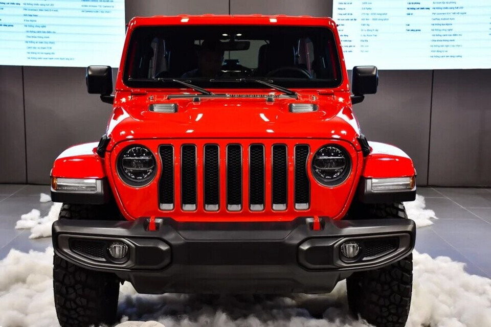 Hệ thống lưới tản nhiệt dạng đục lỗ dọc Hệ thống lưới tản nhiệt dạng đục lỗ dọc