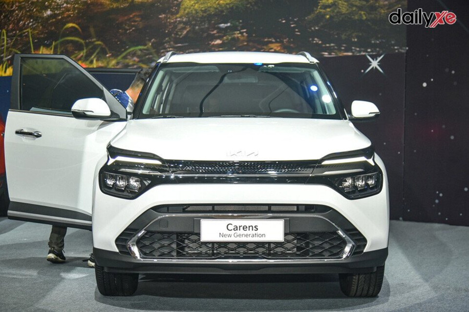 Đầu xe thiết kế mạnh mẽ