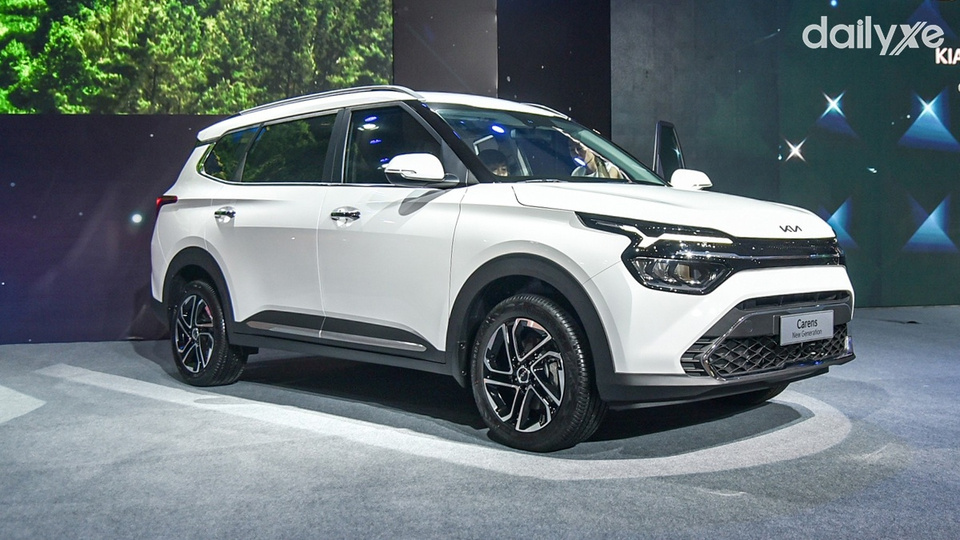 KIA Carens toát lên sự năng động và thể thao