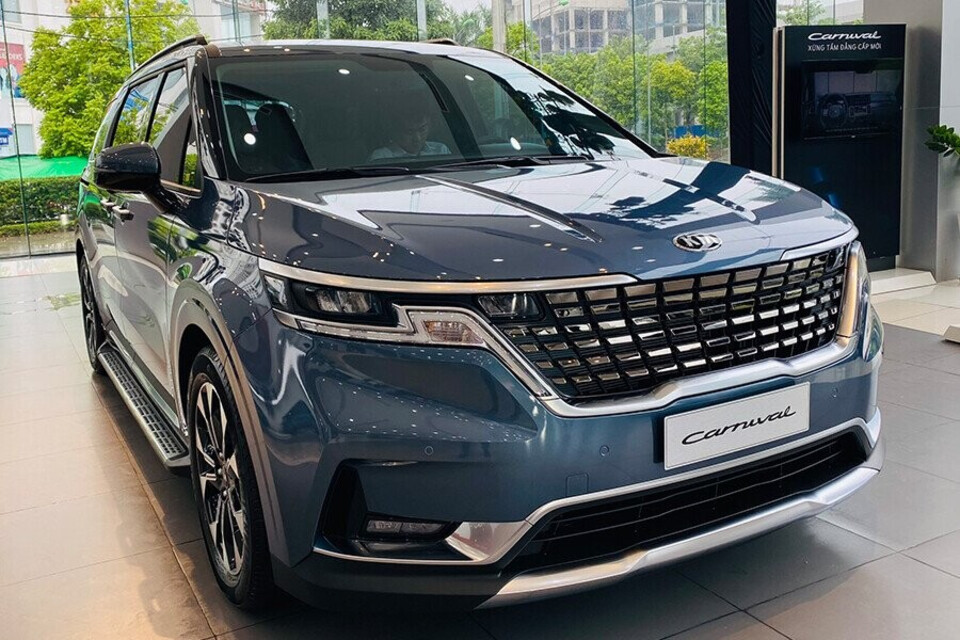 Thiết kế KIA Carnival mạnh mẽ Thiết kế KIA Carnival mạnh mẽ