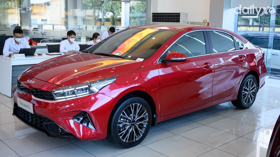 Thân xe thanh thoát toát lên vẻ hiện đại