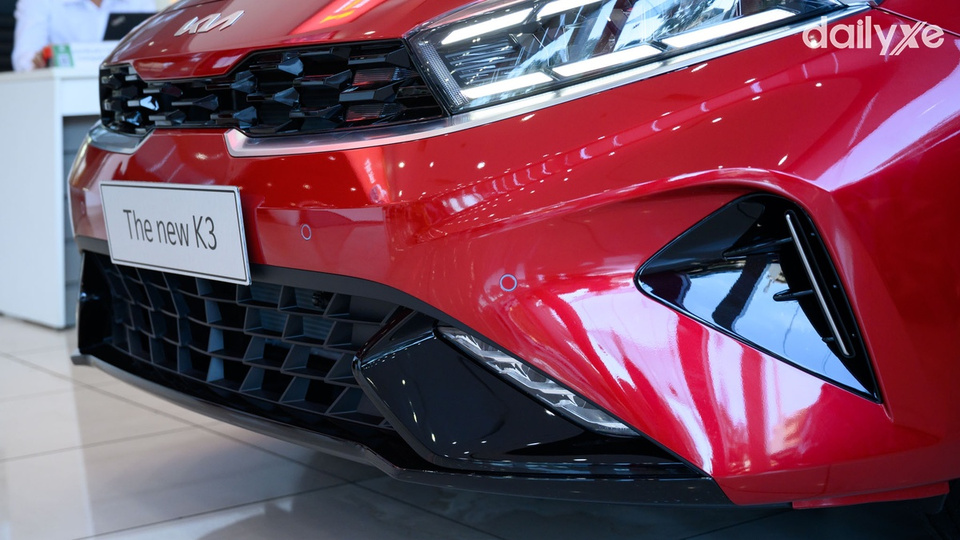 Hốc hút gió giúp tạo hiệu ứng đầu xe mở rộng