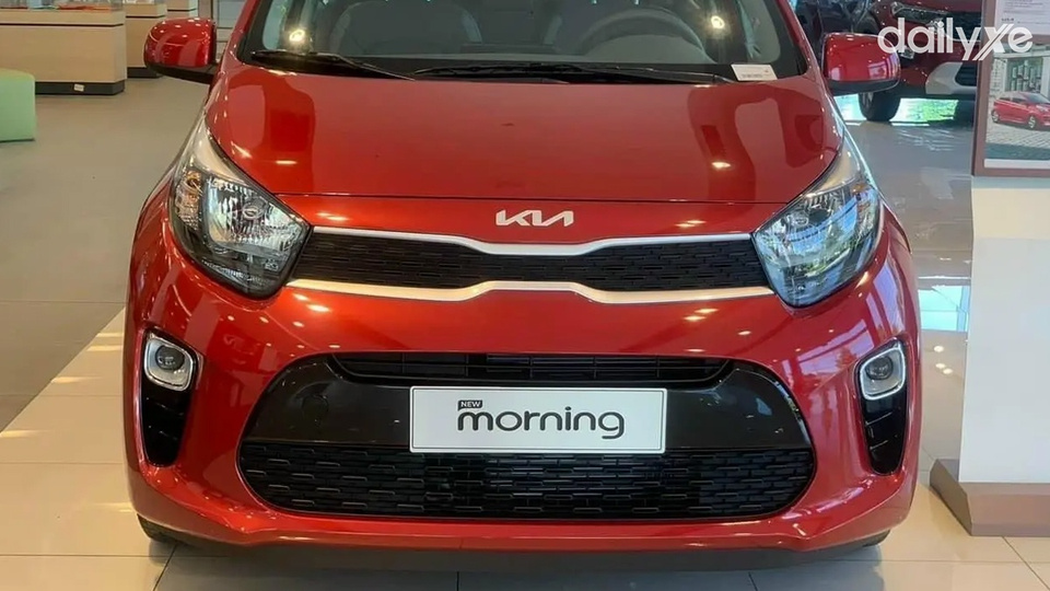 Cụm lưới tản nhiệt mang kiểu dáng đặc trưng