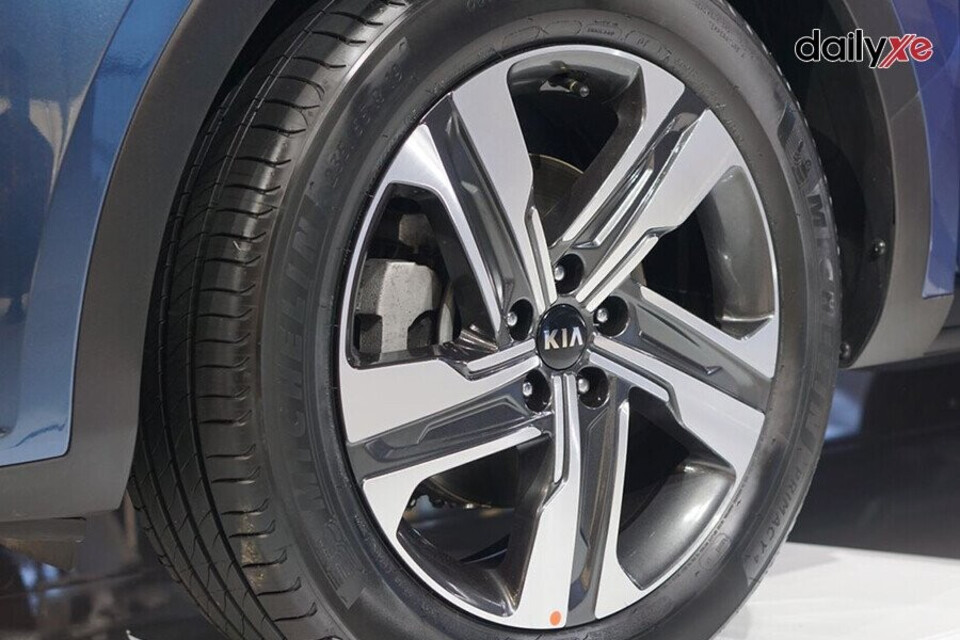 Mâm xe thiết kế hiện đại Mâm xe thiết kế hiện đại