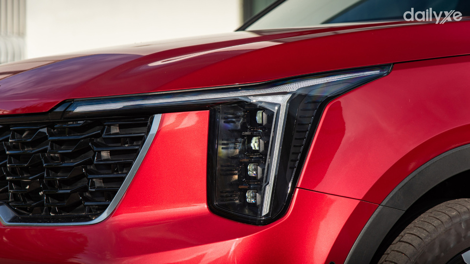 Đèn chiếu sáng có chức năng bật/tắt tự động