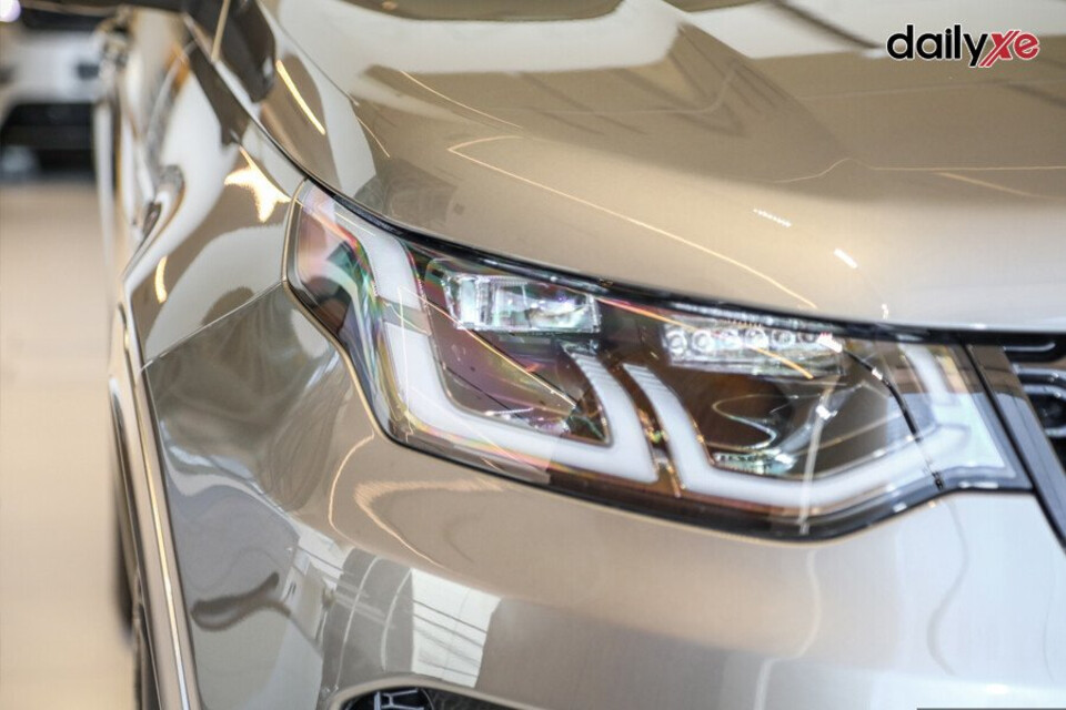 Cụm đèn pha LED ma trận kết hợp đèn ban ngày DRL 