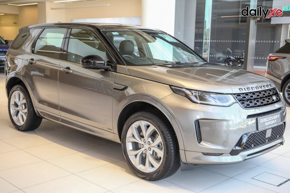 Discovery Sport sở hữu đường nét khác biệt và tỷ lệ cân đối hoàn hảo