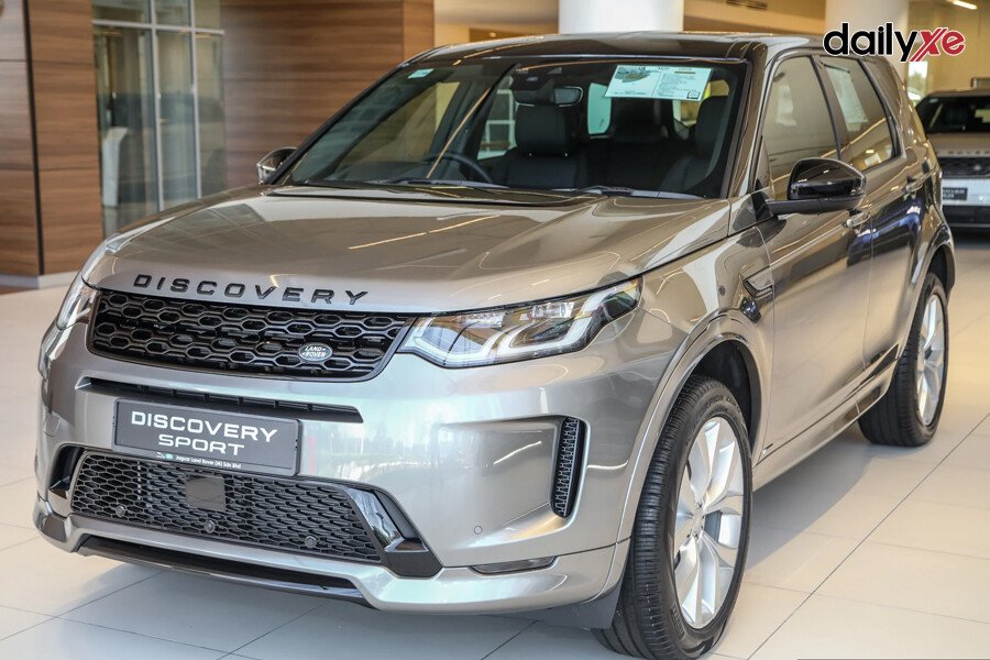 Land Rover tạo dấu ấn riêng với sự pha trộn giữa nét sang trọng, đẳng cấp cùng phong cách việt dã