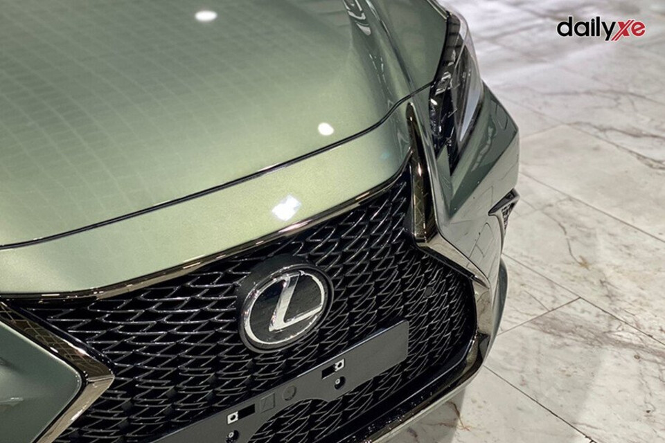 Lưới tản nhiệt thiết kế thể thao