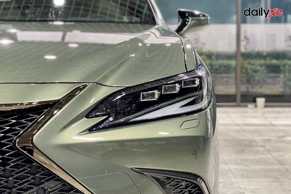 Cụm đèn pha LED sắc sảo