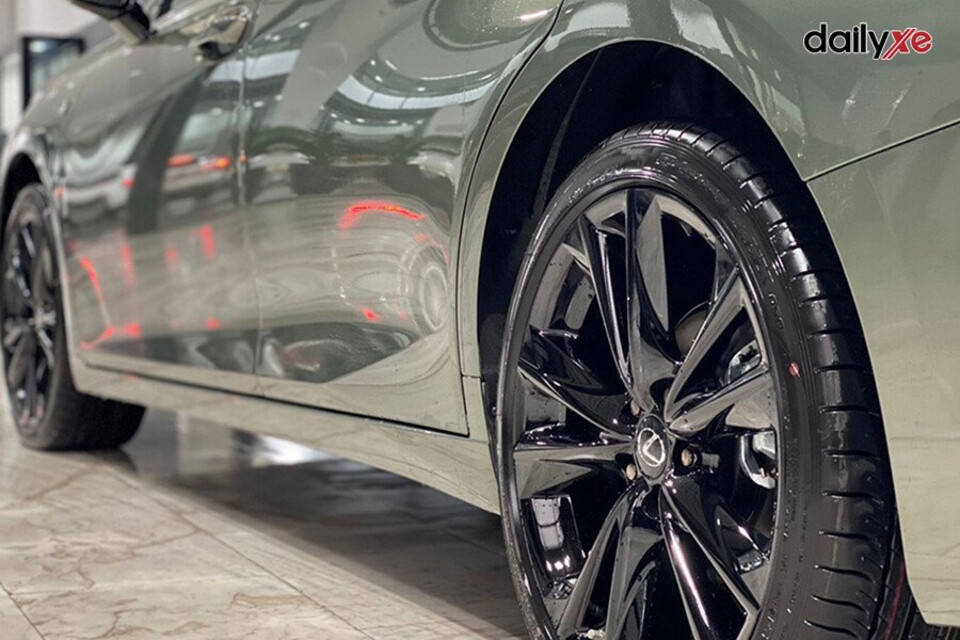 Mâm 19 inch sơn đen thể thao