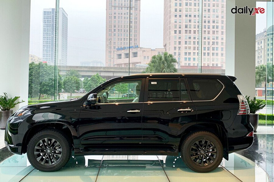 Thân xe thiết kế sang trọng