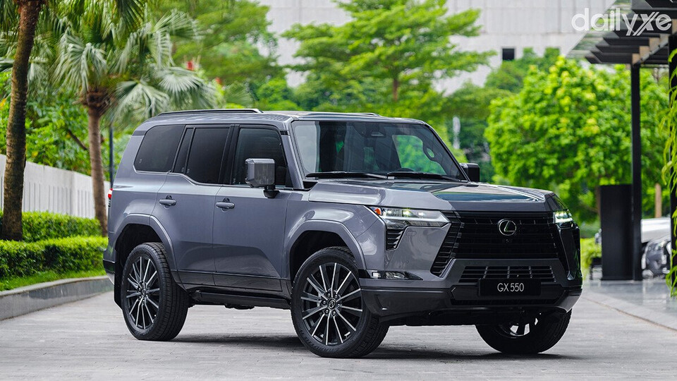 Lexus GX550 sở hữu kích thước tăng hơn so với thế hệ cũ