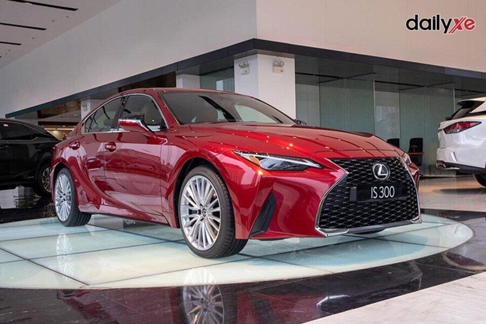 Ngoại hình thể thao, trẻ trung, sang trọng