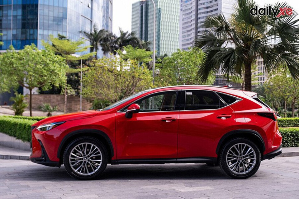 Thân xe thiết kế nổi bật