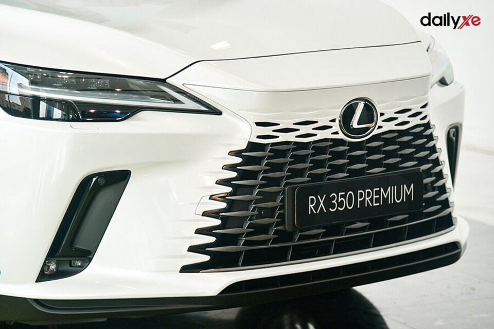 Cụm đèn trước LED tăng khả năng chiếu sáng Cụm đèn trước LED tăng khả năng chiếu sáng