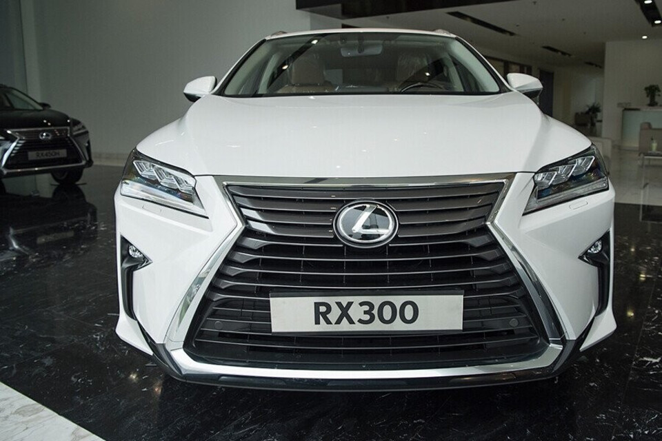 Lexus RX Turbo sở hữu ngoại hình sang trọng Lexus RX Turbo sở hữu ngoại hình sang trọng