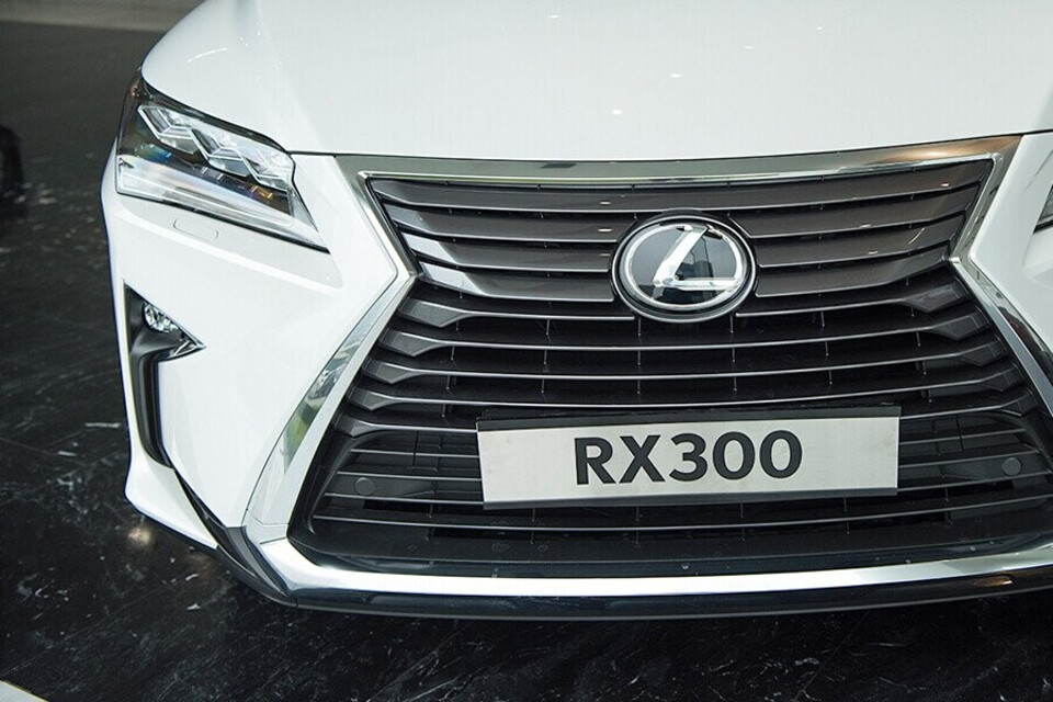 Cụm đèn trước tăng khả năng chiếu sáng Cụm đèn trước tăng khả năng chiếu sáng