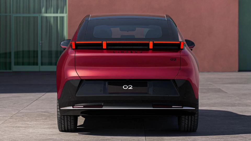 Đuôi xe nổi bật với cụm đèn hậu LED 3D kéo dài