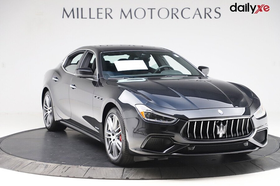 Maserati Ghibli Hybrid mẫu xe kiểu dáng thể thao