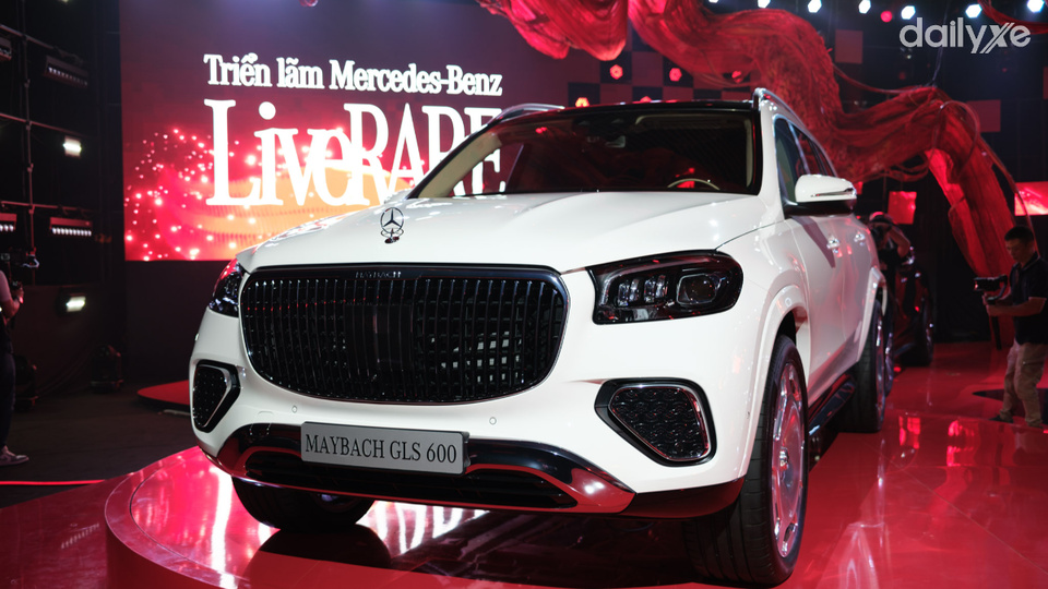 Mercedes GLS Maybach 600 có vẻ ngoài thời thượng