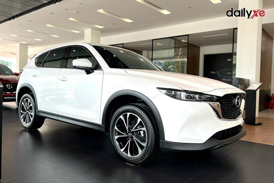 New Mazda CX-5 2.0L Deluxe sử dụng ngôn ngữ thiết kế Artful Design