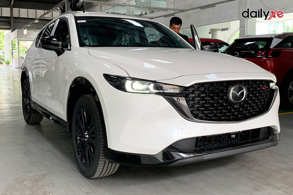 New Mazda CX-5 2.0L Premium Sport thiết kế thể thao và phong cách
