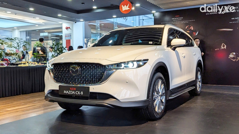 Mazda CX-8 thiết kế sang trọng