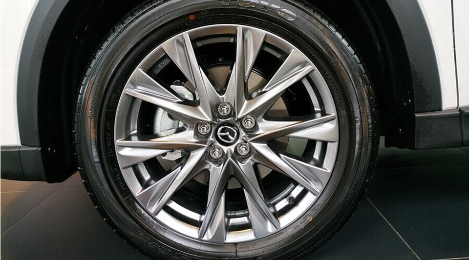 Mâm xe CX8  thiết kế thể thao