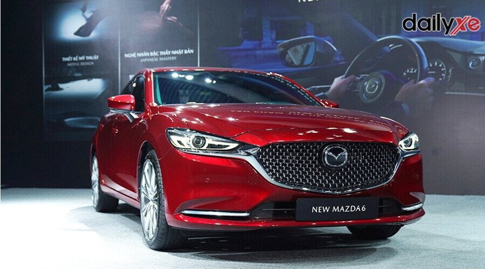Đầu xe của Mazda 6 cuốn hút người dùng bởi hệ thống đèn chiếu sáng LED Đầu xe của Mazda 6 cuốn hút người dùng bởi hệ thống đèn chiếu sáng LED