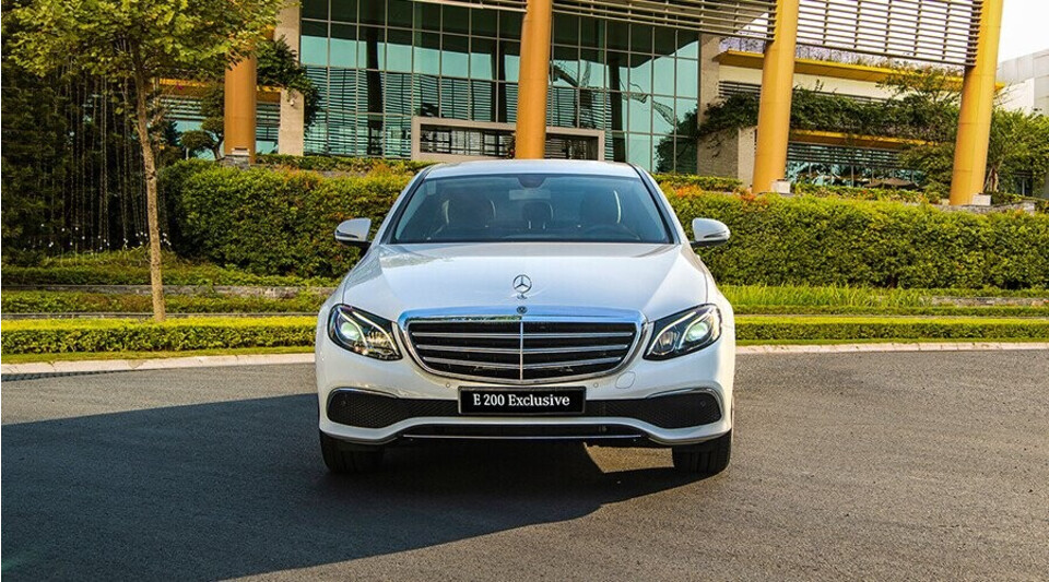 Mercedes-Benz E200 Exclusive thiết kế sang trọng Mercedes-Benz E200 Exclusive thiết kế sang trọng
