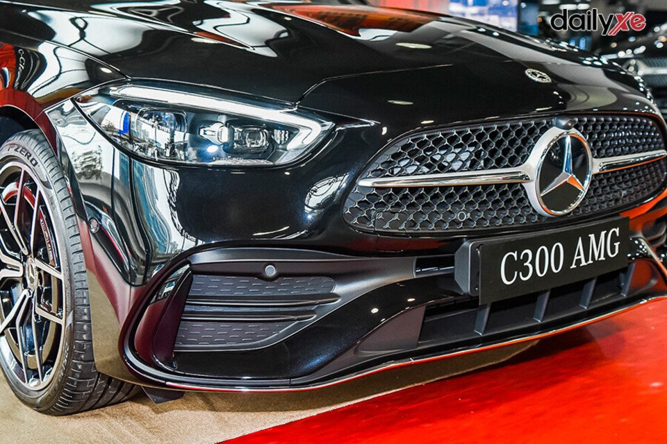 Bộ lưới tản nhiệt nổi bật