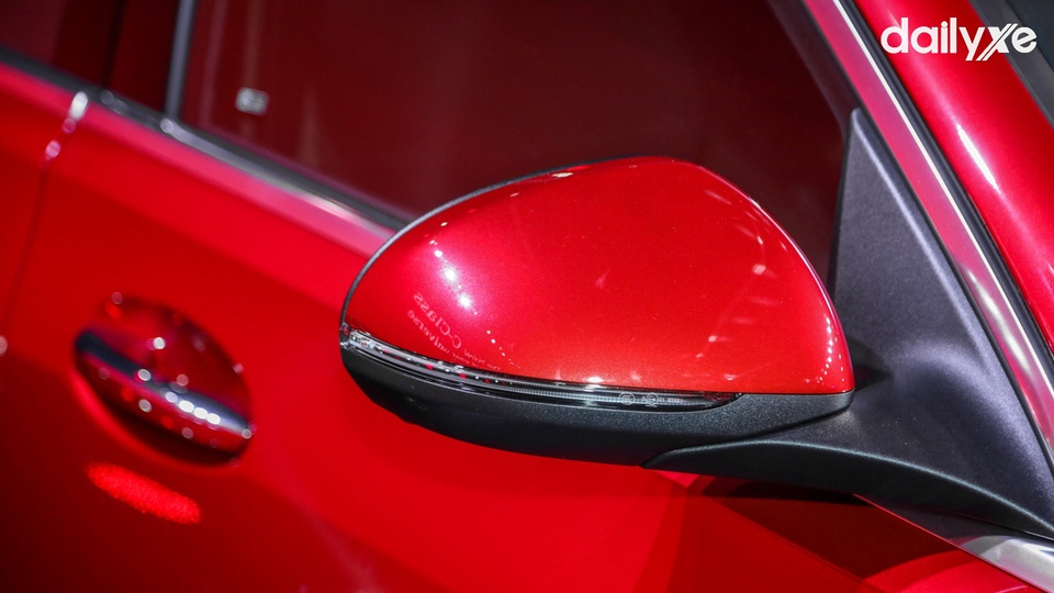  Gương chiếu hậu điều chỉnh dễ dàng