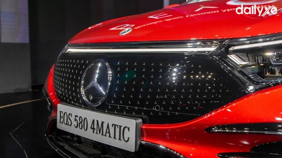 Lưới tản nhiệt ngôi sao ba cánh tương lai