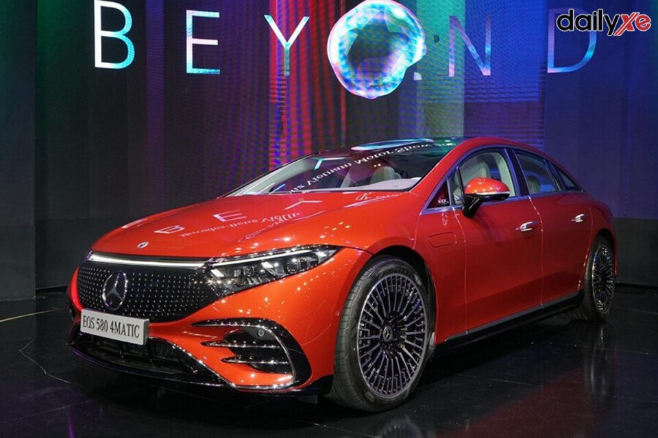 Ngoại hình hấp dẫn, gợi cảm