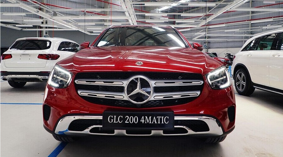 Cụm đèn trước LED