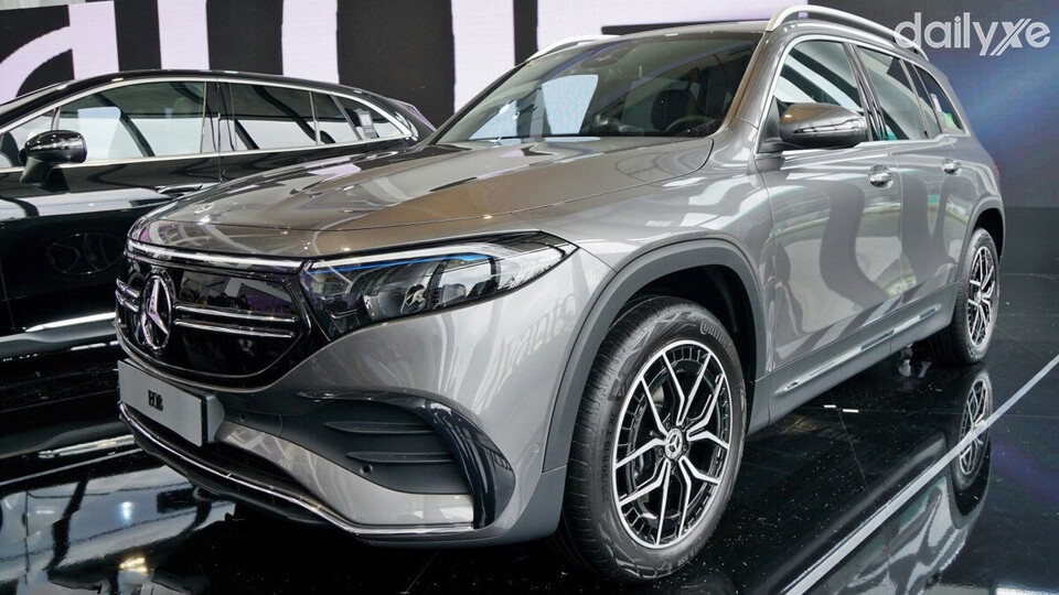 Mercedes EQB có 7 màu tùy chọn