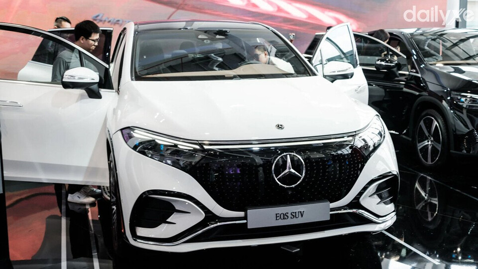 Sở hữu một vẻ ngoài đậm nét đặc trưng của dáng vẻ Coupe thể thao