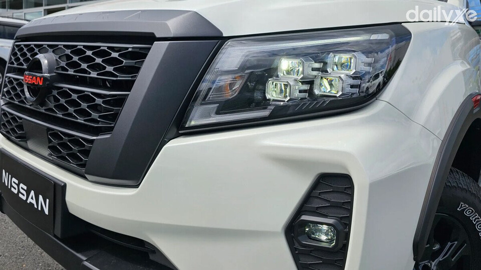 Đèn chiếu sáng có cường độ chiếu sáng cao