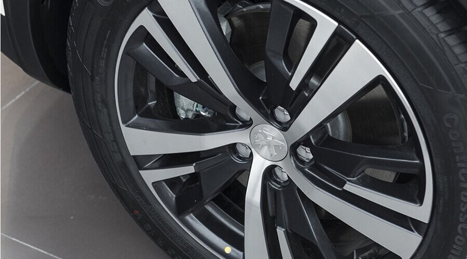 Mâm xe Peugeot 5008 thiết kế thể thao