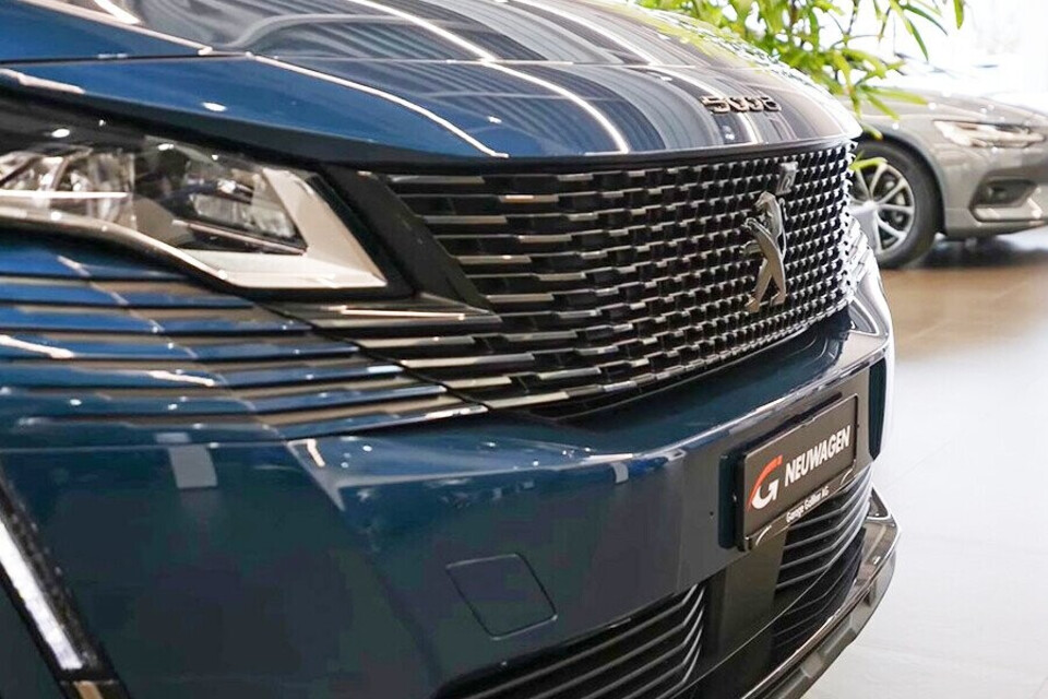 Đầu xe thiết kế hiện đại