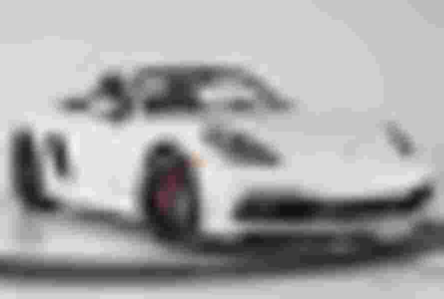 Porsche 718 Boxster là mẫu xe mui trần ngoại hình thể thao