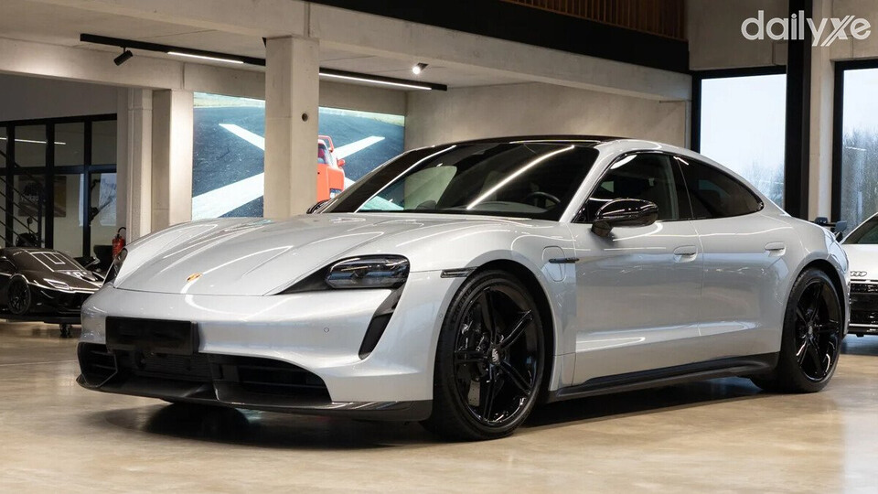 Porsche Taycan sở hữu nhiều màu sắc nổi bật