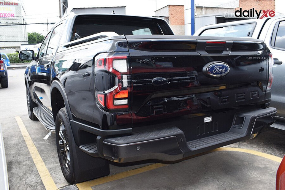 Thân xe thiết kế nổi bật